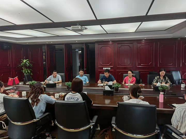 提升自我、与企业同行-------世银集团财务系统会议
